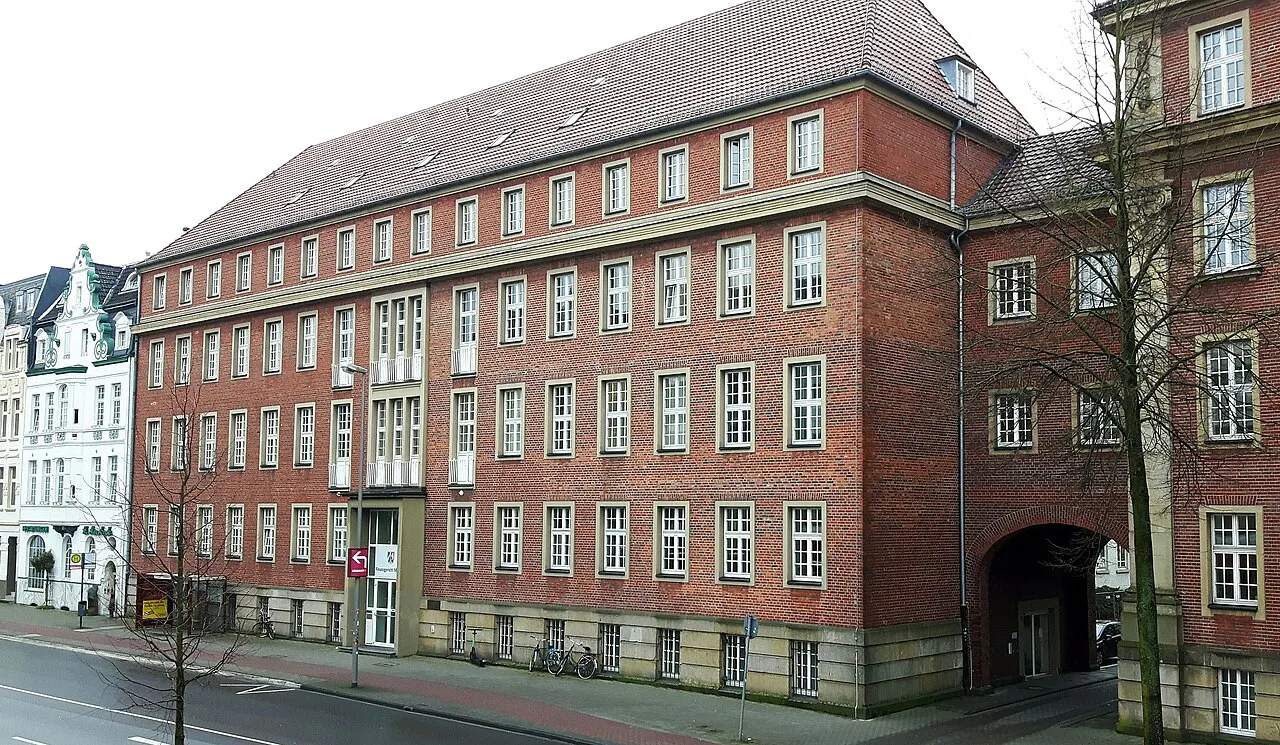 Het gebouw van het Finanzgericht Münster, de Duitse belastingrechter die oordeelde over zorgreiskosten.
